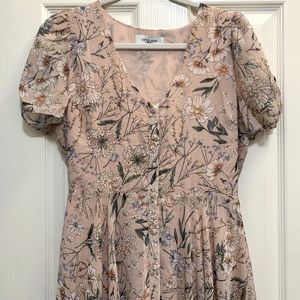 NWOT Carly Jean Floral Dress